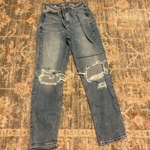 American Eagle Mom Jean